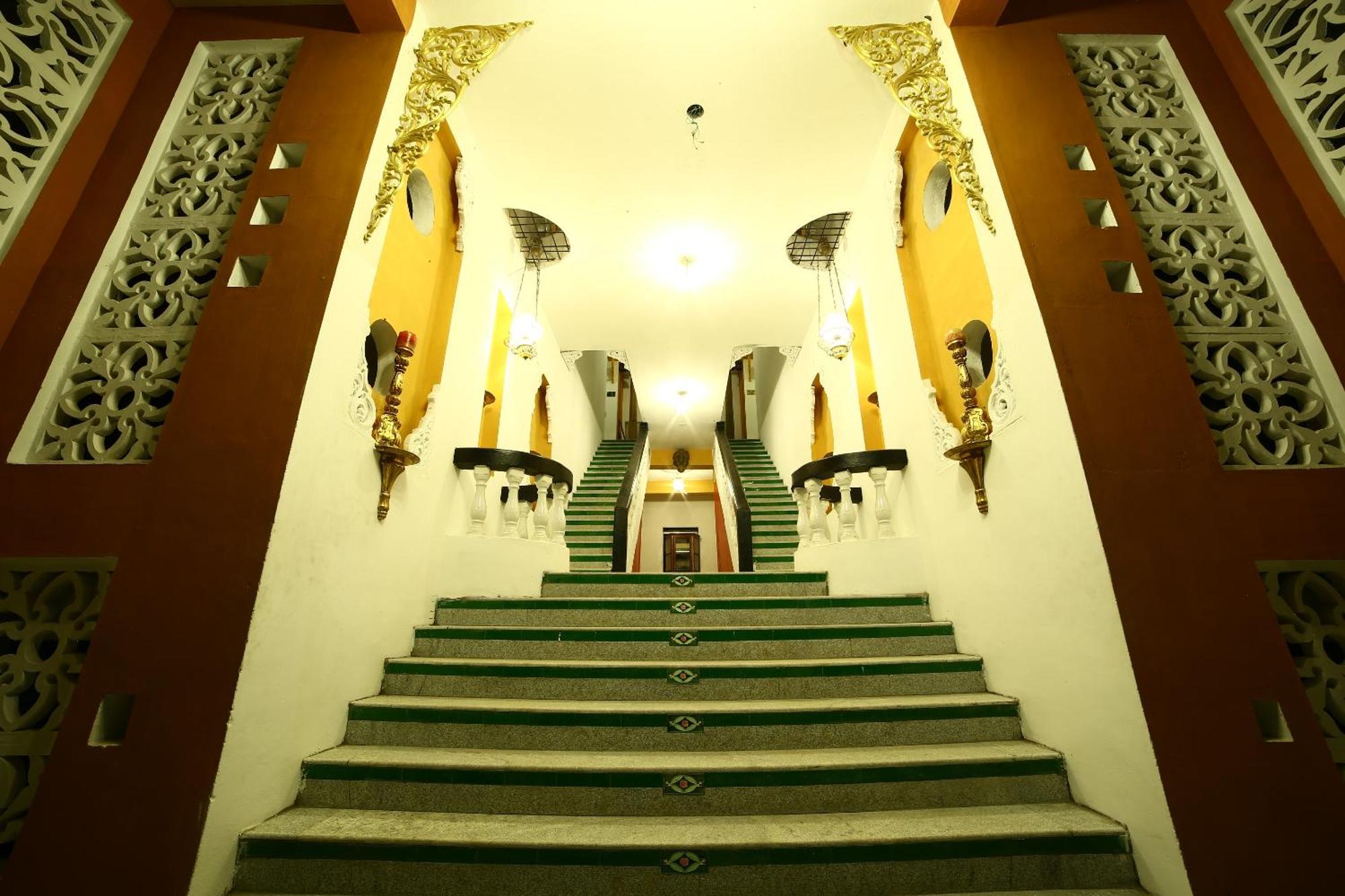 Indeco Hotels Swamimalai Kumbakonam Εξωτερικό φωτογραφία